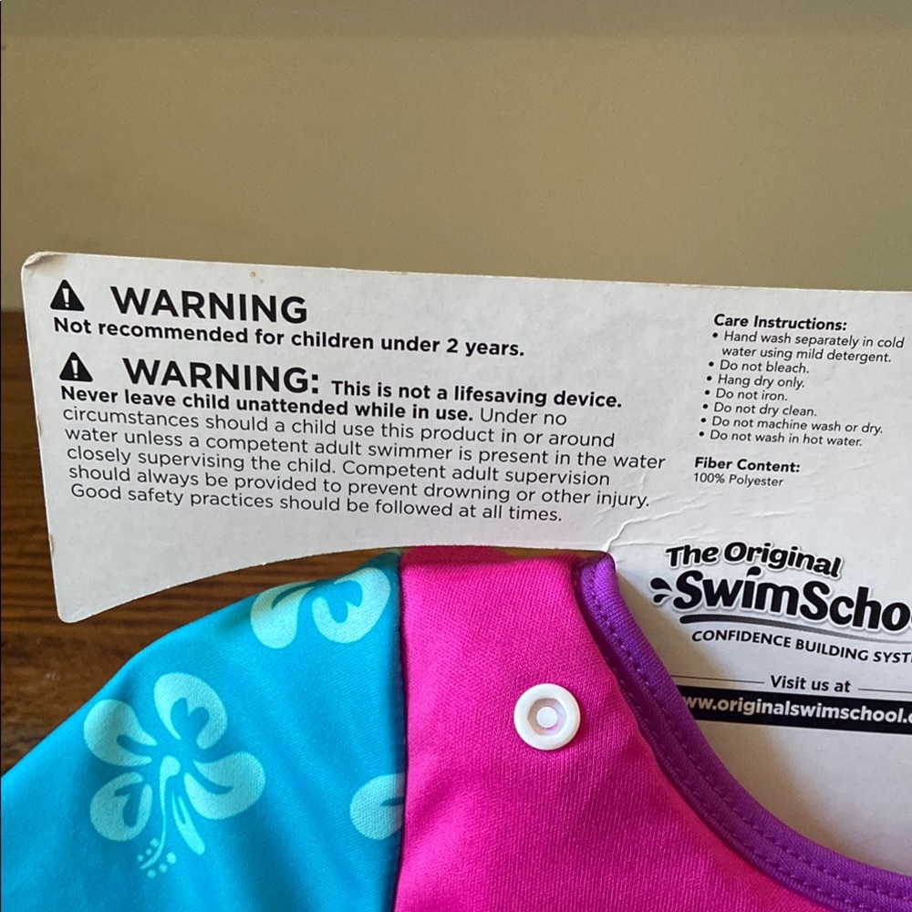SwimSchool Deluxe Swim Trainer Vest - Picture 6 of 7